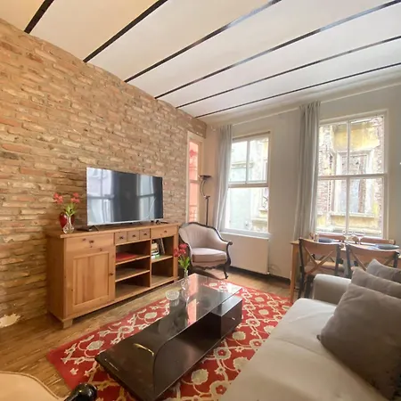 Bright - Beyoglu Experience